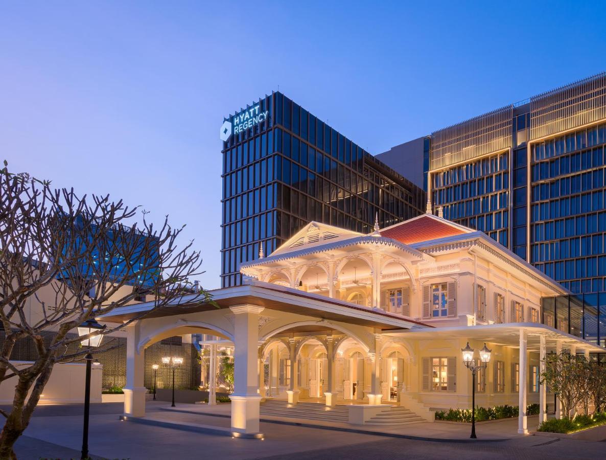 Hyatt Regency Phnom Penh Hotel Buitenkant foto