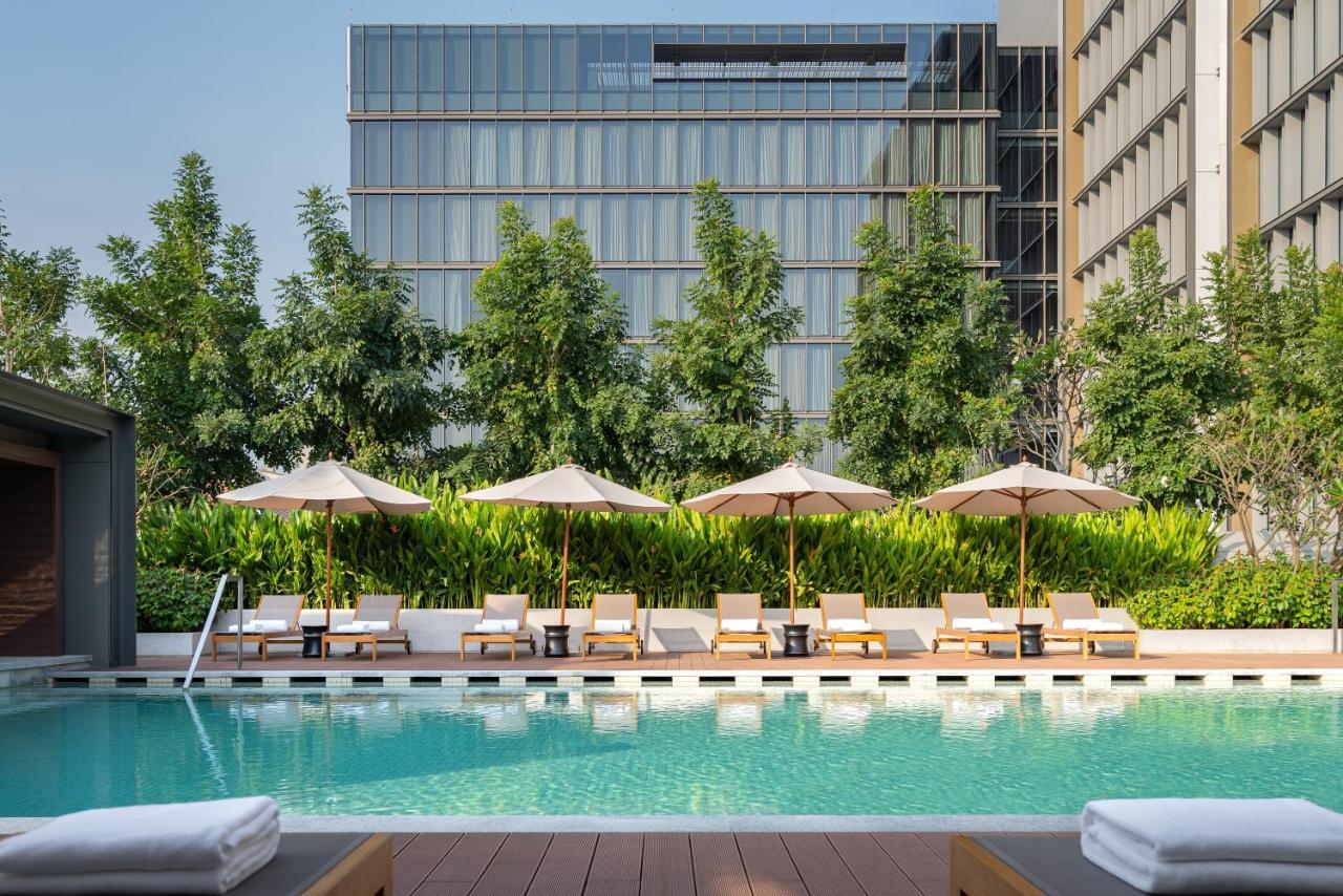 Hyatt Regency Phnom Penh Hotel Buitenkant foto