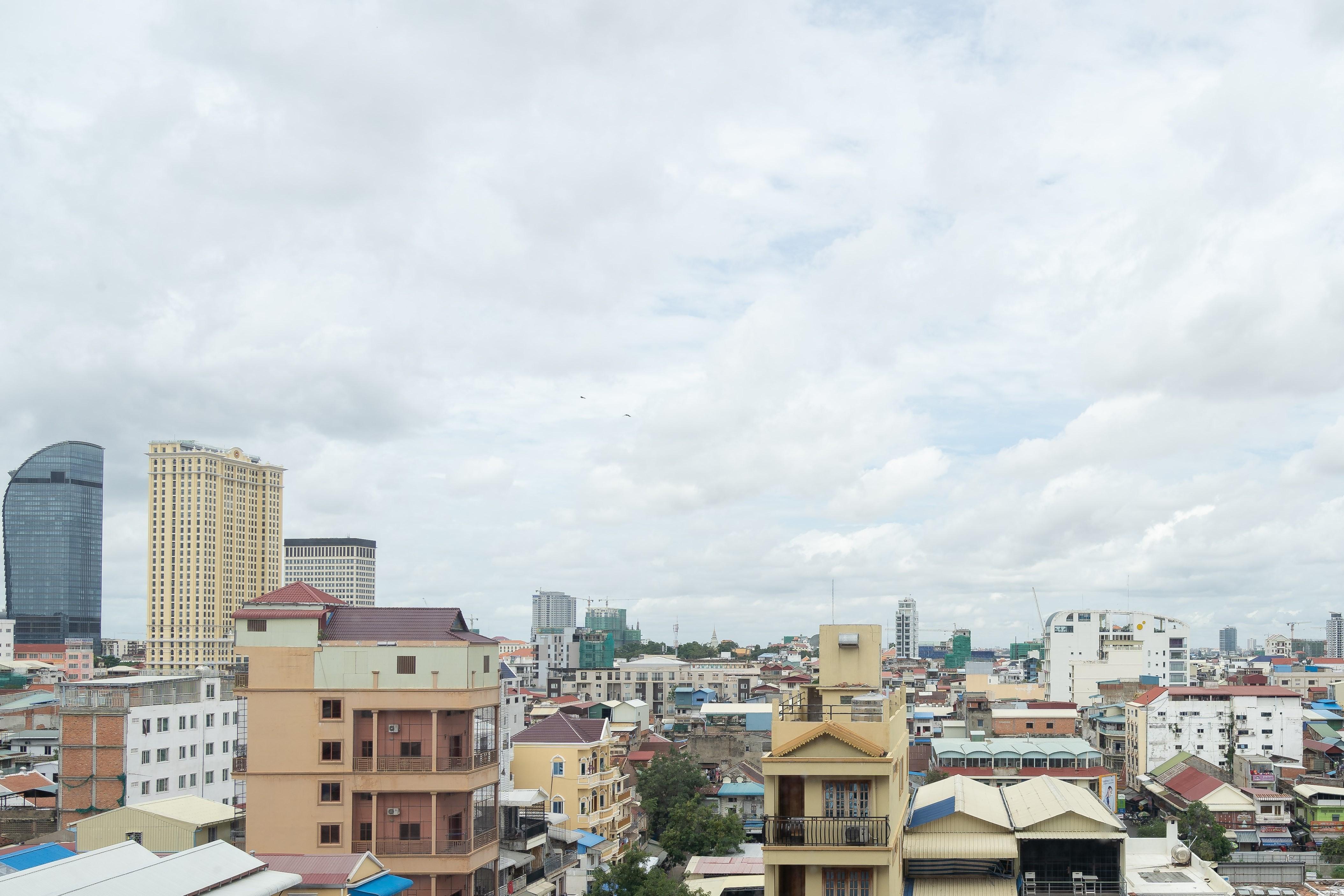 Hyatt Regency Phnom Penh Hotel Buitenkant foto
